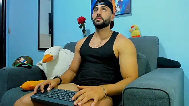 ETHAN ROX online show from 4, 2, 2025