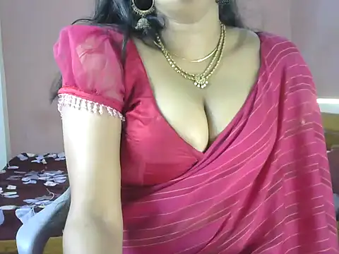 Snapshot of rehana88 chatting on 24, 9, 2025 rehana88 online show from 24, 9, 2025
