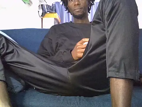 Snapshot of Delicious-D chatting on 19, 11, 2025 Delicious-D online show from 19, 11, 2025