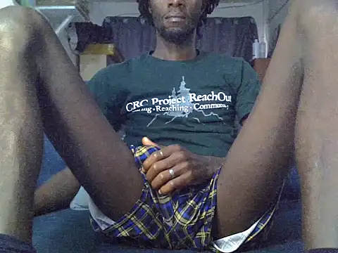 Snapshot of Delicious-D chatting on 13, 11, 2025 Delicious-D online show from 13, 11, 2025