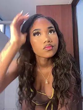 Snapshot of Lya-Kasandra chatting on 9, 2, 2025 Lya-Kasandra online show from 9, 2, 2025