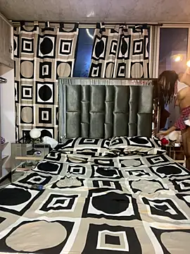 Snapshot of Lya-Kasandra chatting on 9, 3, 2025 Lya-Kasandra online show from 9, 3, 2025