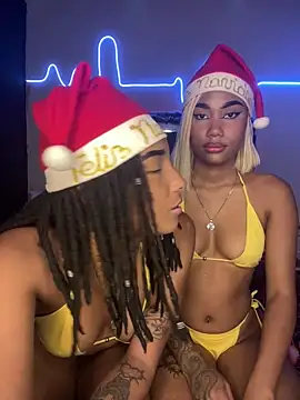 Snapshot of Lya-Kasandra chatting on 10, 12, 2024 Lya-Kasandra online show from 10, 12, 2024