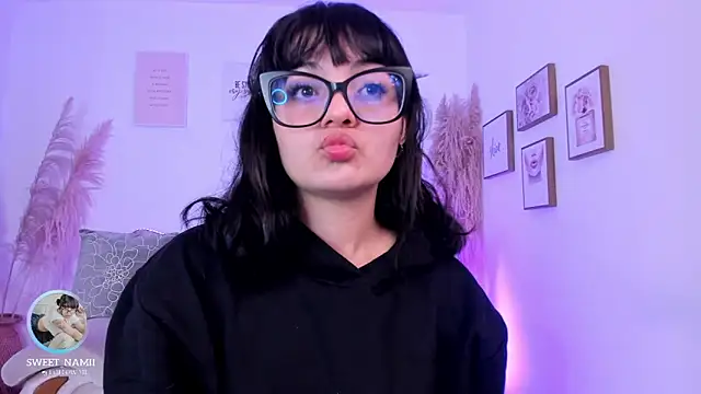 Sweet Namii online show from 29, 9, 2025