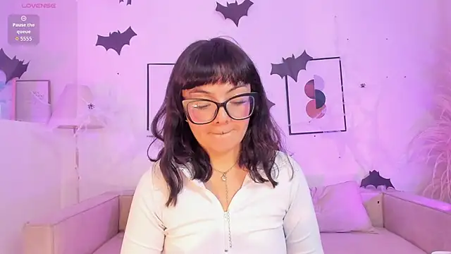 Sweet Namii online show from 27, 10, 2025