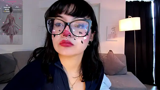 Sweet Namii online show from 15, 10, 2025