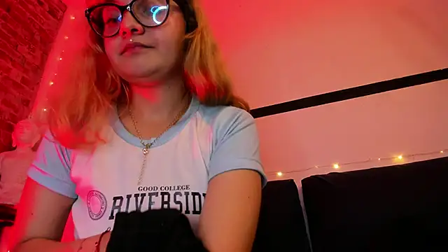Sweet Namii online show from 11, 3, 2025