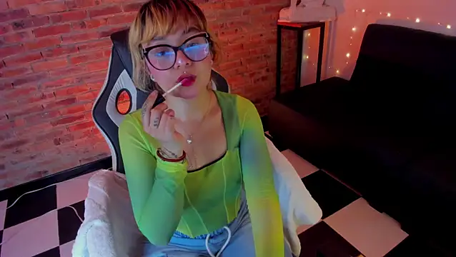 Sweet Namii online show from 18, 3, 2025