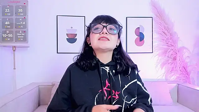 Sweet Namii online show from 14, 10, 2025