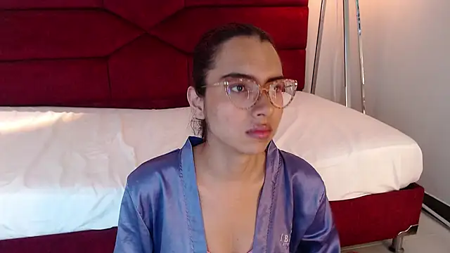 Snapshot of sara_saenz99 chatting on 15, 2, 2025 sara saenz99 online show from 15, 2, 2025