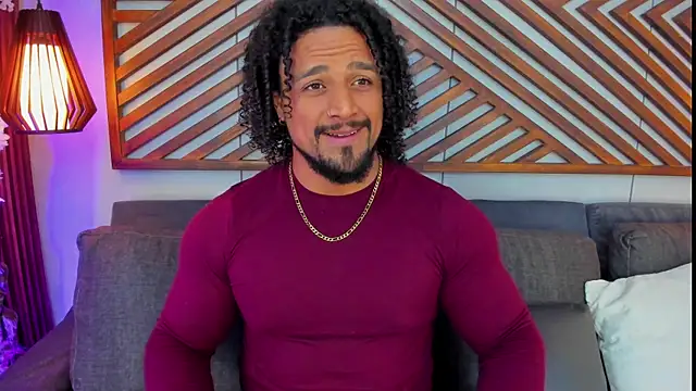 Snapshot of MikeEstevess chatting on 31, 5, 2026 MikeEstevess online show from 31, 5, 2026