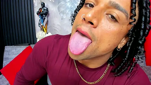 MikeEstevess online show from 18, 10, 2025