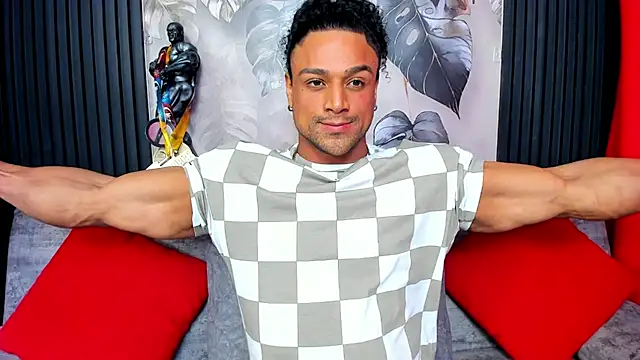 MikeEstevess online show from 26, 10, 2025