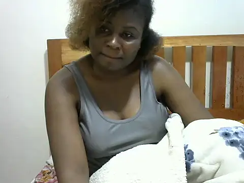 creamy sweetlove online show from 28, 10, 2025