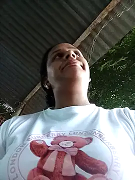 Snapshot of Andreita_95 chatting on 9, 9, 2025 Andreita 95 online show from 9, 9, 2025