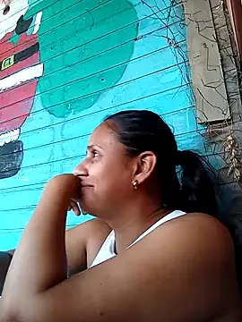 Snapshot of Andreita_95 chatting on 14, 9, 2025 Andreita 95 online show from 14, 9, 2025