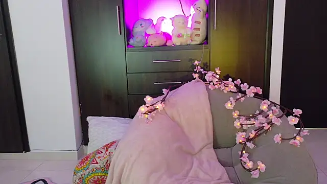 Snapshot of Kittytimberlake chatting on 24, 5, 2026 Kittytimberlake online show from 24, 5, 2026