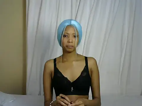 StarBarbiee online show from 28, 10, 2025