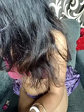 REVA DARLING online show from 2, 2, 2026