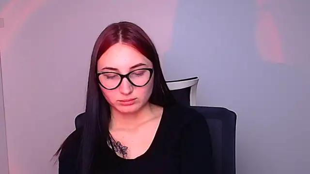 Jennifer Blum online show from 8, 2, 2025