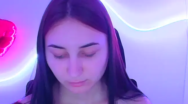 Jennifer Blum online show from 26, 2, 2025
