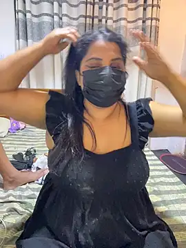 NOORA-GIRL online show from 18, 3, 2026