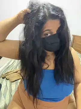 NOORA-GIRL online show from 18, 6, 2026