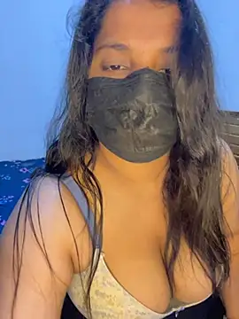 NOORA-GIRL online show from 3, 7, 2026