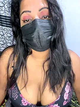 NOORA-GIRL online show from 3, 12, 2025