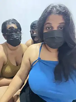 NOORA-GIRL online show from 17, 7, 2026