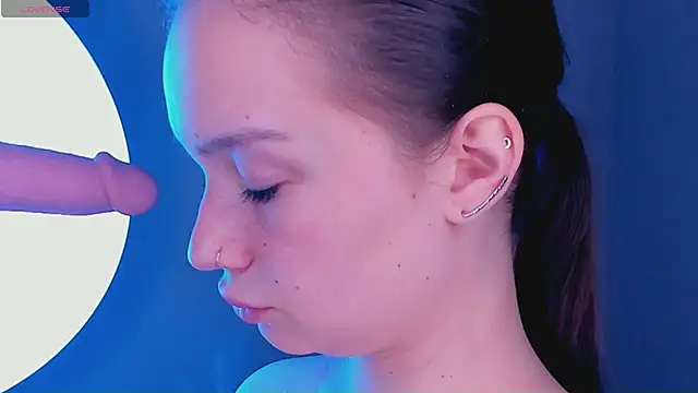 bitchpeace  online show from 18, 4, 2026