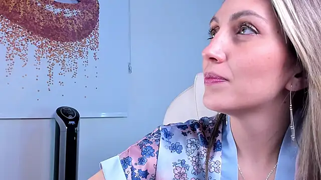 Snapshot of anny_sweet72 chatting on 11, 2, 2025 anny sweet72 online show from 11, 2, 2025