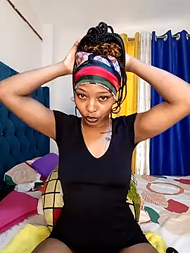 Snapshot of Licia_harvin chatting on 14, 11, 2025 Licia harvin online show from 14, 11, 2025