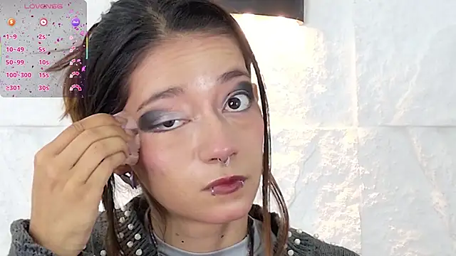 zorravioletta1 online show from 24, 10, 2025