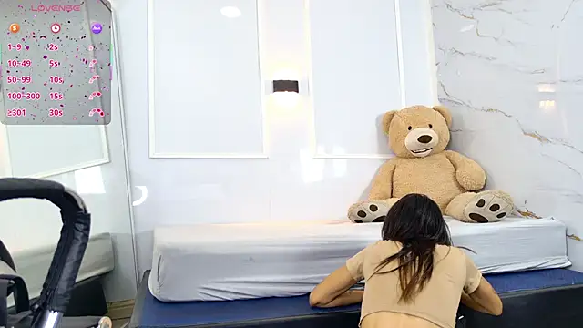 zorravioletta1 online show from 13, 2, 2026