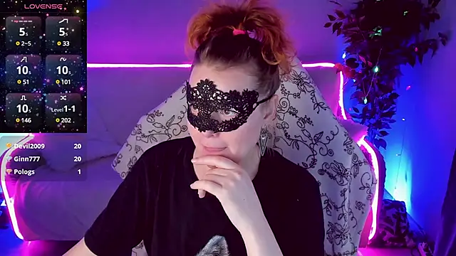 Sexy-Housewife online show from 6, 2, 2025