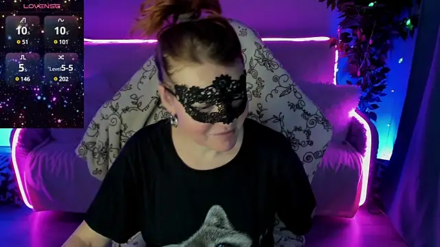 Sexy-Housewife online show from 25, 12, 2024