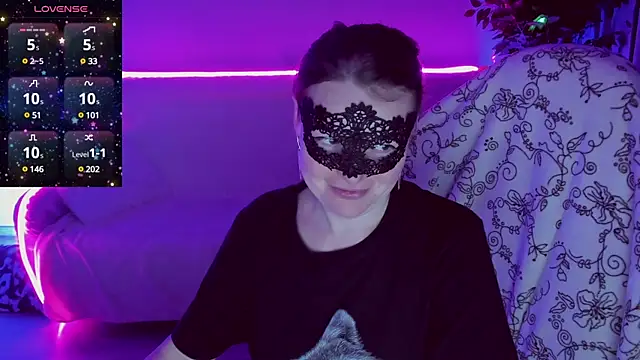 Sexy-Housewife online show from 26, 1, 2025