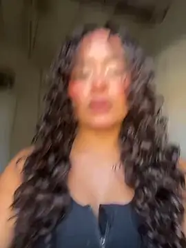 Marie Rose online show from 8, 9, 2025