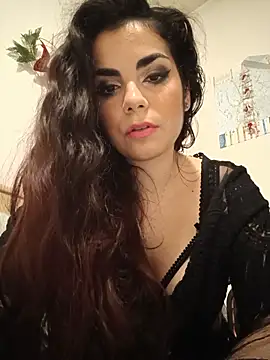 Saturnia Yvonne online show from 21, 1, 2025