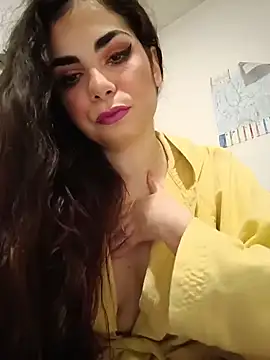 Saturnia Yvonne online show from 12, 12, 2024