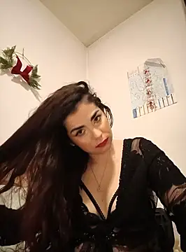 Saturnia Yvonne online show from 7, 2, 2025