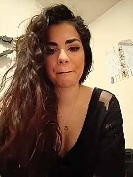 Saturnia Yvonne online show from 7, 3, 2025