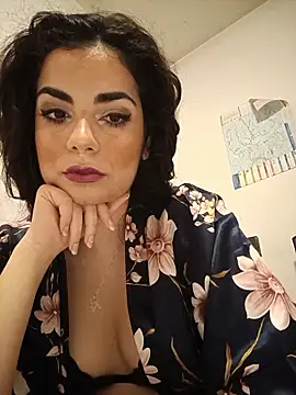 Saturnia Yvonne online show from 4, 12, 2024