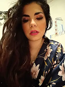 Saturnia Yvonne online show from 11, 3, 2025