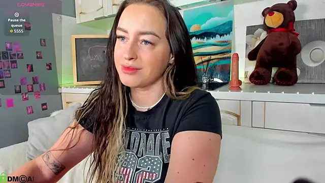 Kruela Eva online show from 21, 11, 2025