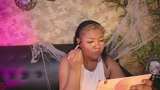 Snapshot of cherry_chel chatting on 26, 10, 2025 cherry chel online show from 26, 10, 2025