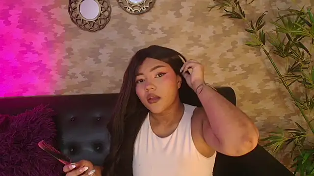 Snapshot of cherry_chel chatting on 24, 11, 2025 cherry chel online show from 24, 11, 2025