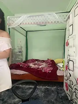 MiMi 0293 online show from 7, 11, 2025