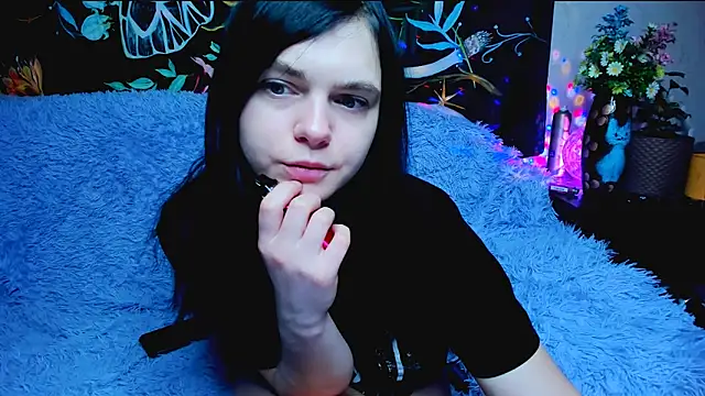 PussySaurus  online show from 6, 3, 2025